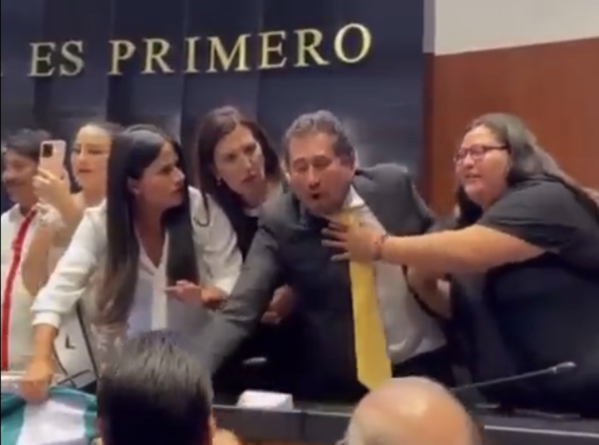 Pleito de Pandilleros